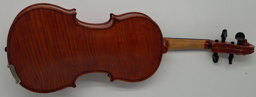 Used 1/2 size Stentor Messina violin, one piece back