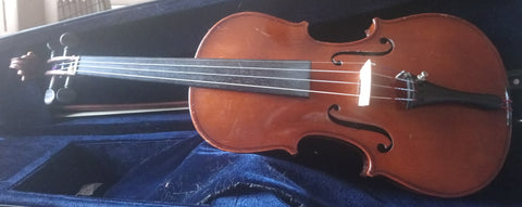 4/4 antique violin, unlabelled